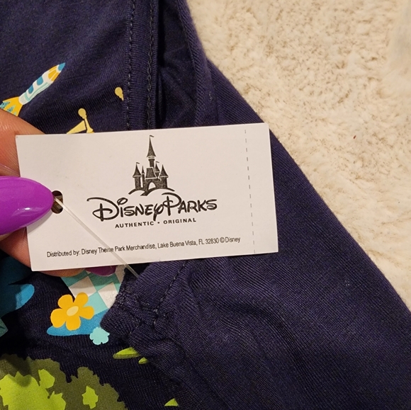 Disney Discover the magic tank top, Medium, NWT - Picture 10 of 14